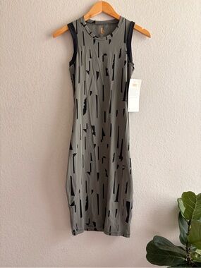 Lucy XS dress athletic Miso stretch olive green gray black